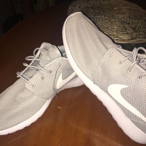 Brand new Nike grey shoes 11.5